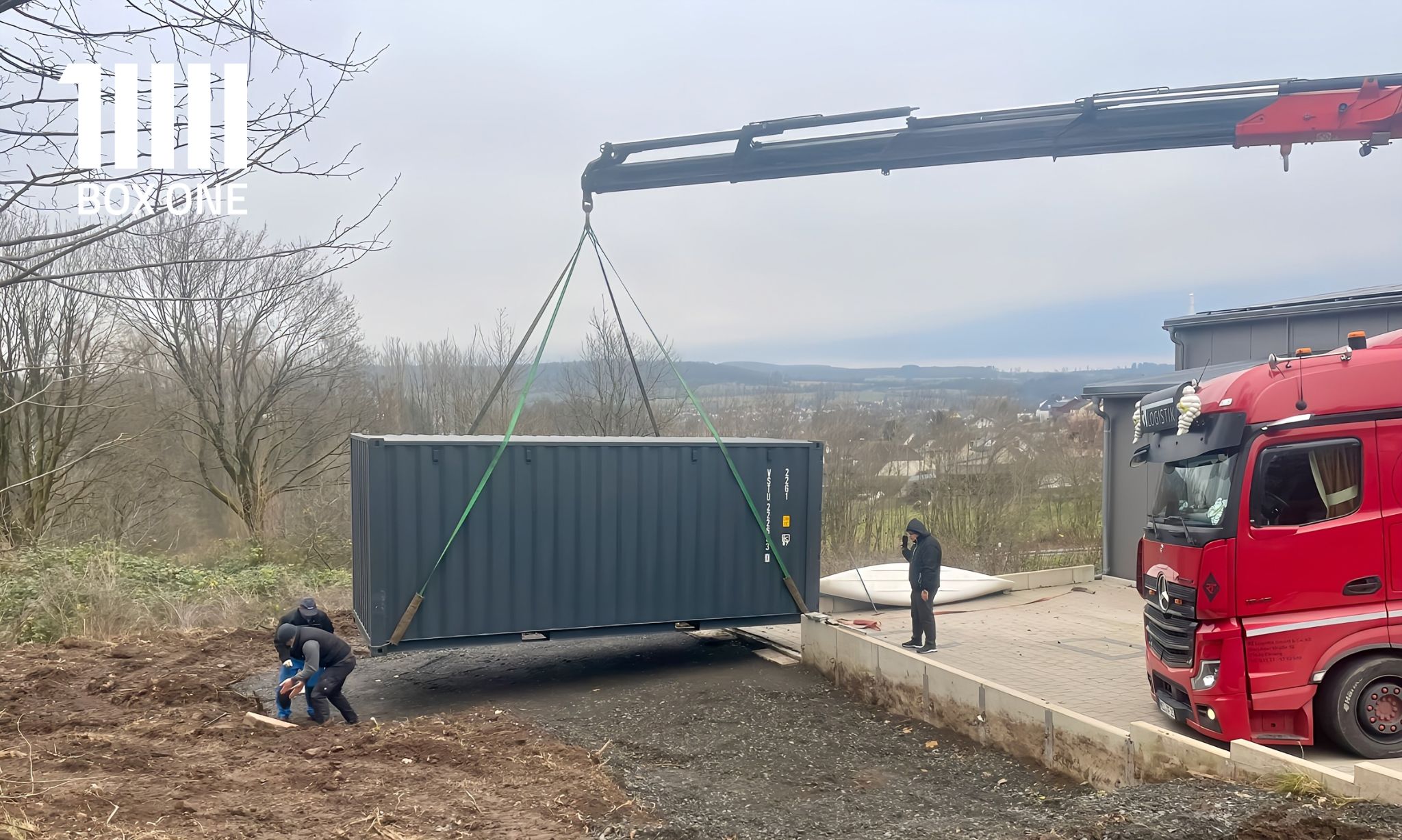 Seecontainer Anlieferung durch BOX ONE